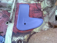 SUITS A DATSUN 1600/510  SEAT REPAIR SECTION