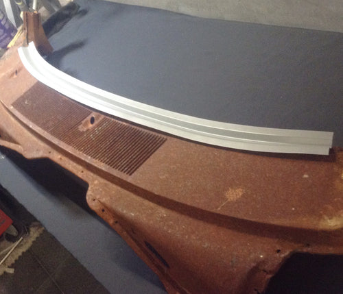 MADE TO FIT A VALIANT  CHARGER WINDSCREEN CHANNEL